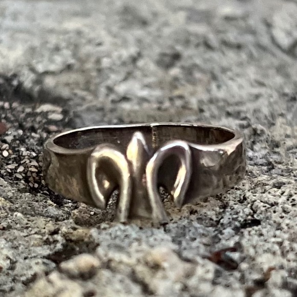 Dove Peace Handcrafted Sterling Silver Ring